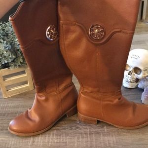 Pre-loved Tory Burch Boots